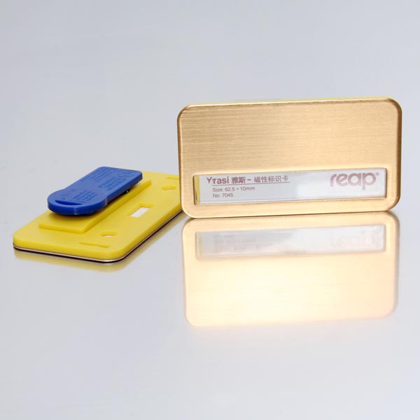 Badge Aluminium  Gold Magnet 7045